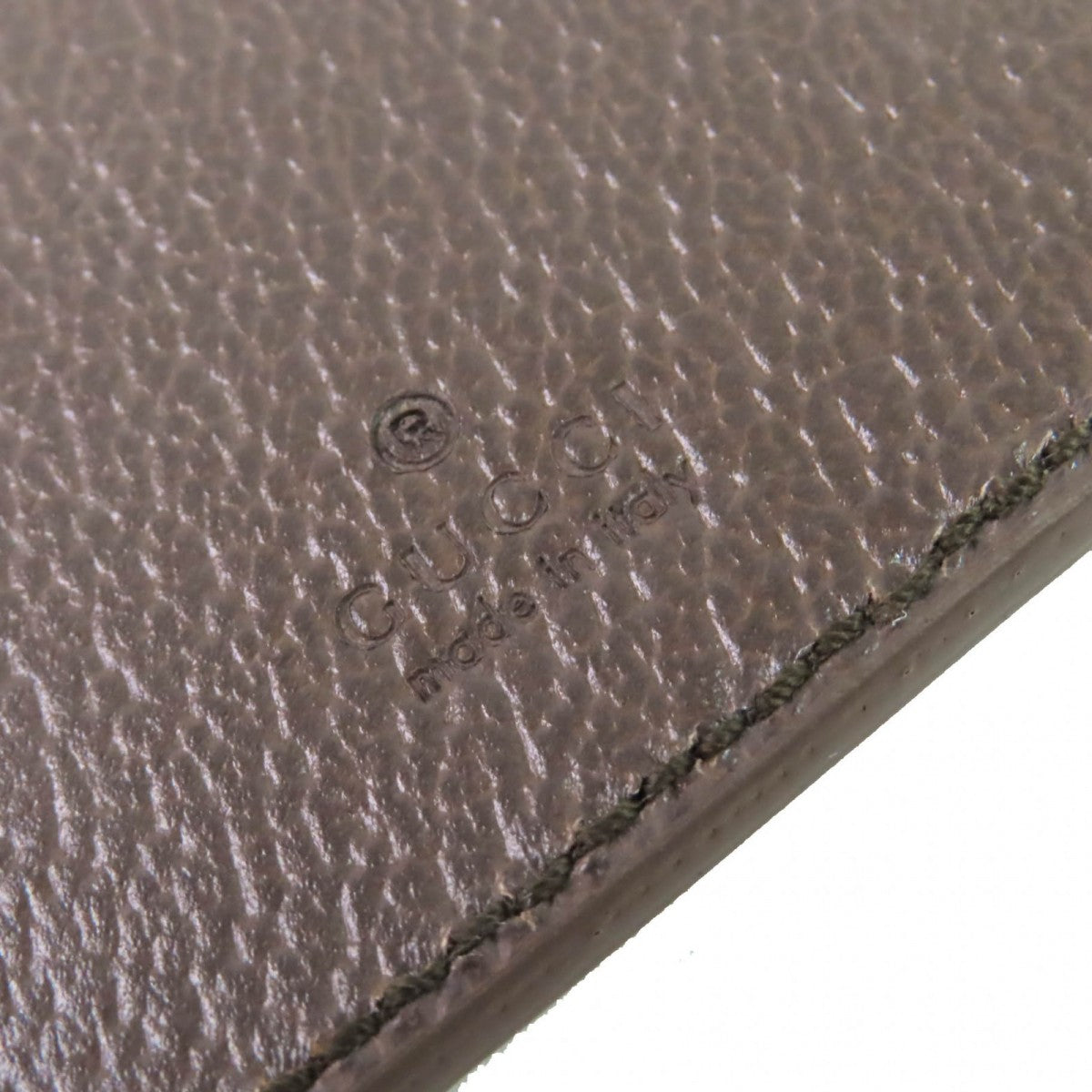 GUCCI Card Case 817197 PVC x leather, GG Supreme canvas beige Magnetic Card Case for Smartphones