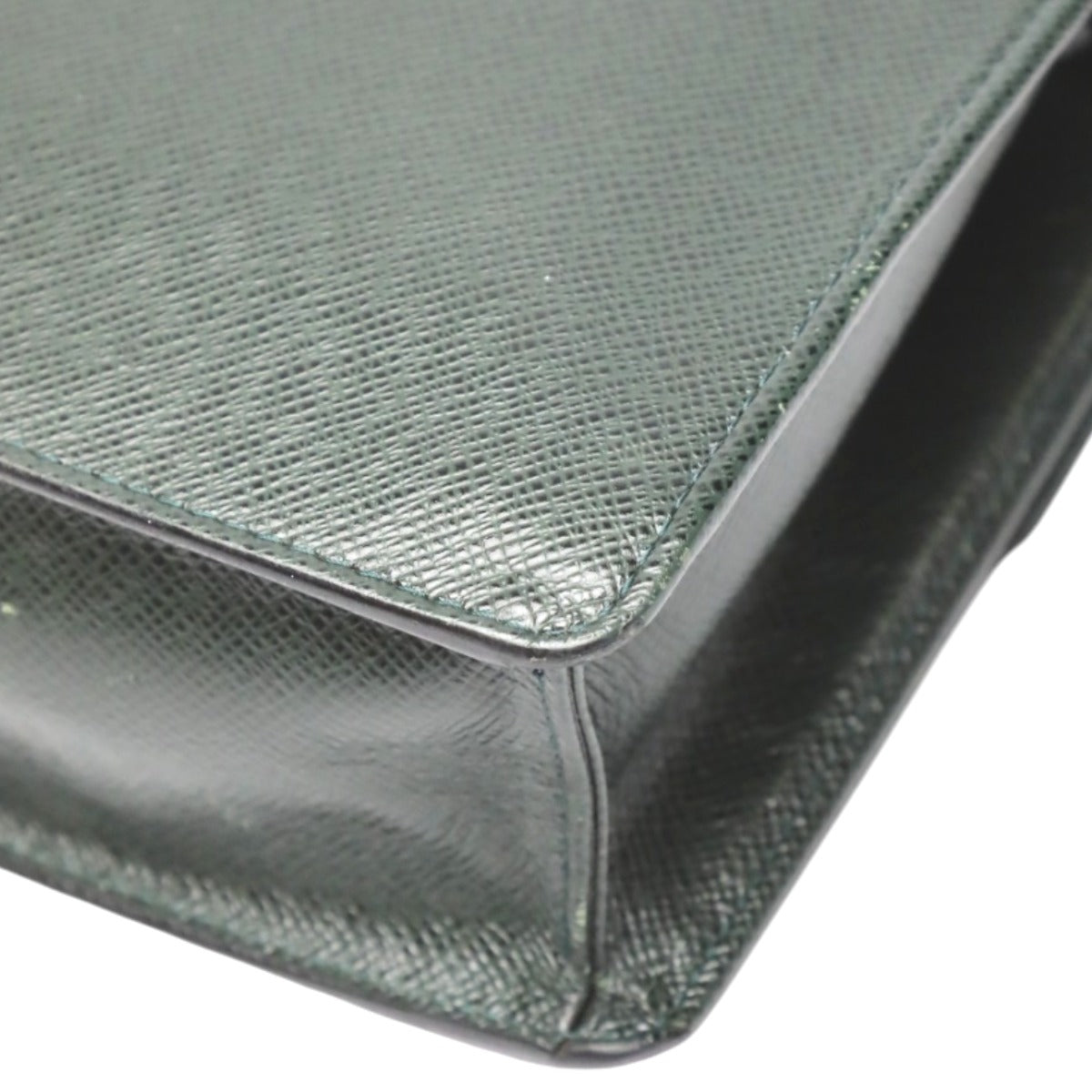 LOUIS VUITTON business bag M30776 Taiga green Taiga Porto Doquán