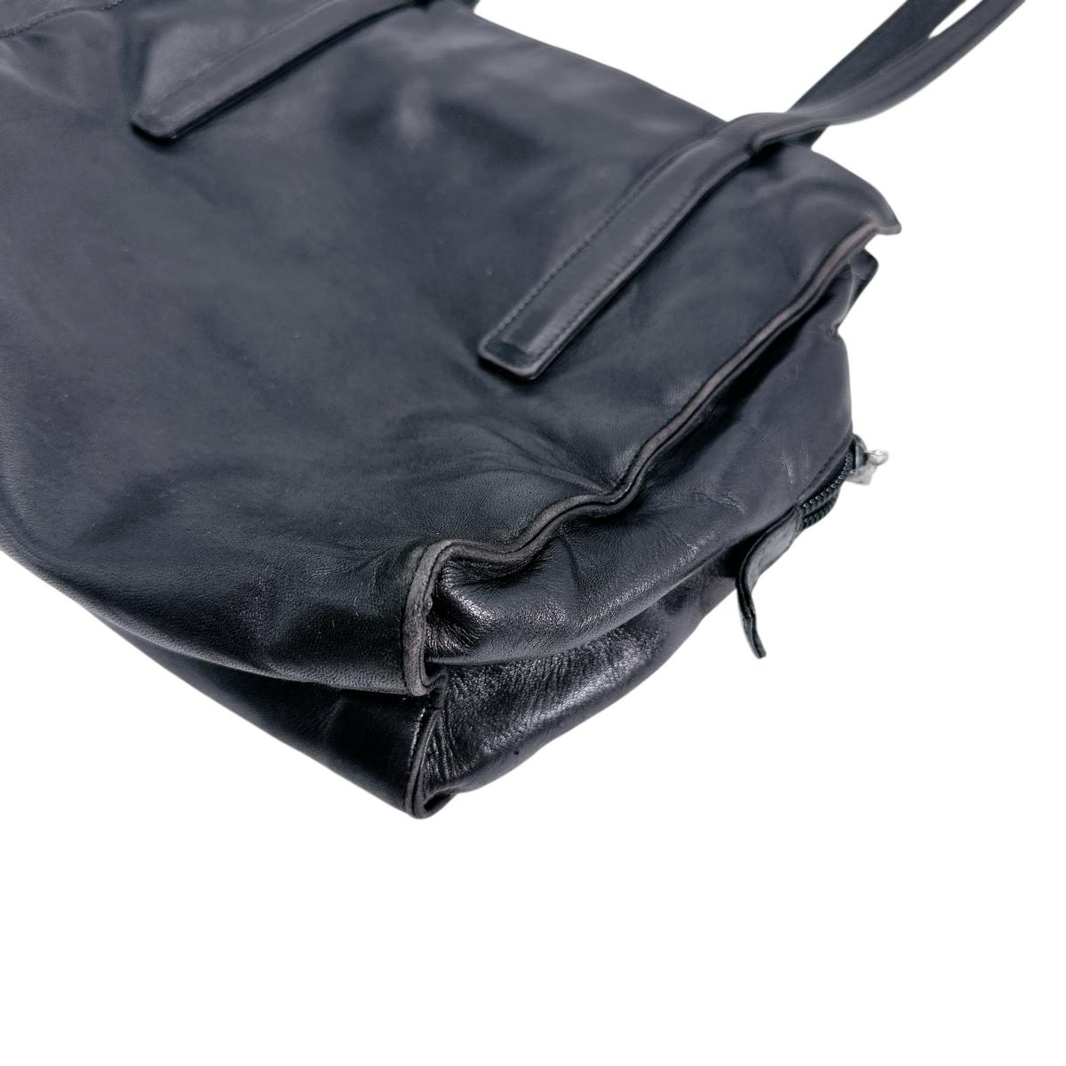 PRADA Tote Bag leather black Logo embossed