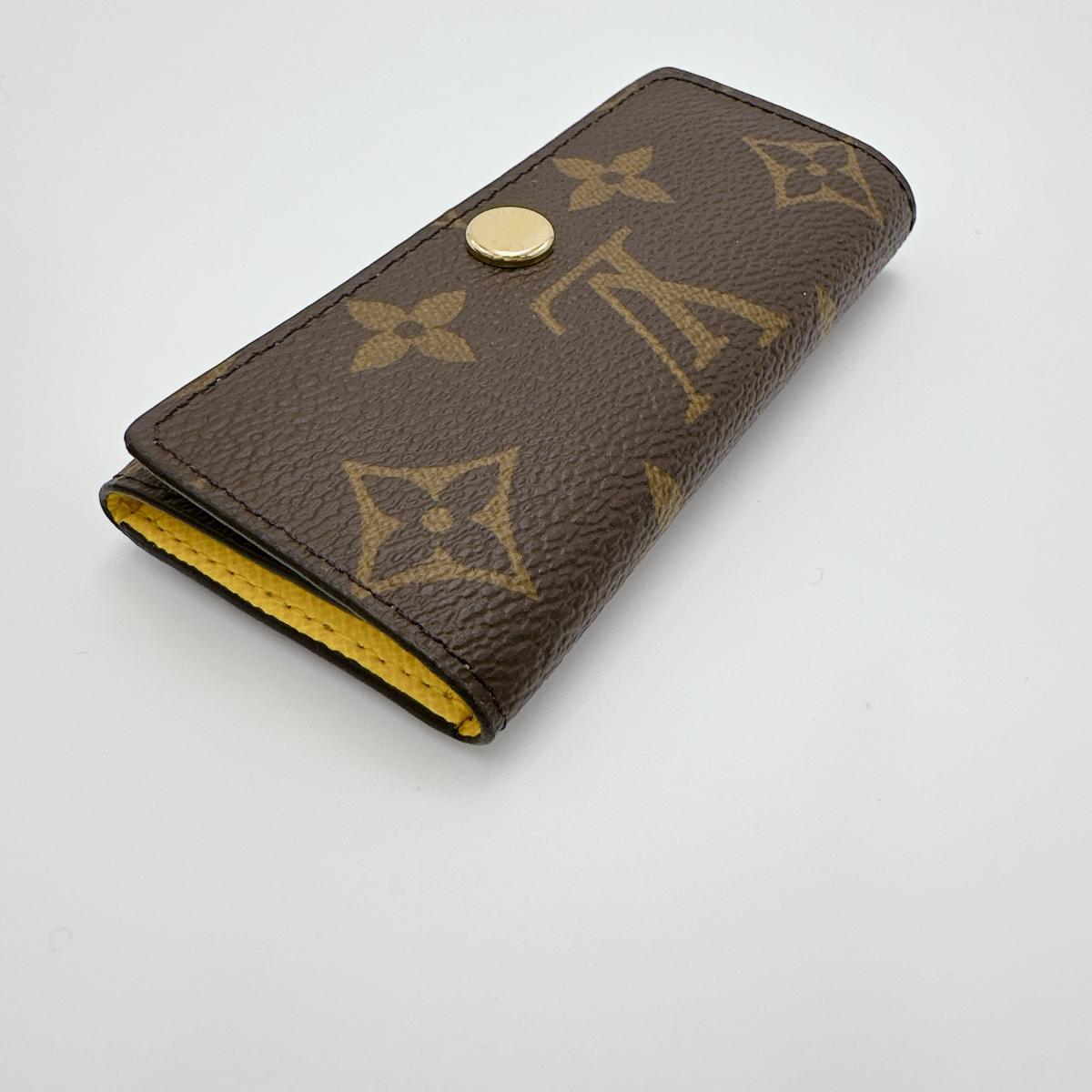 LOUIS VUITTON Key case Key holder M81938 Monogram canvas Brown Monogram Multicles4
