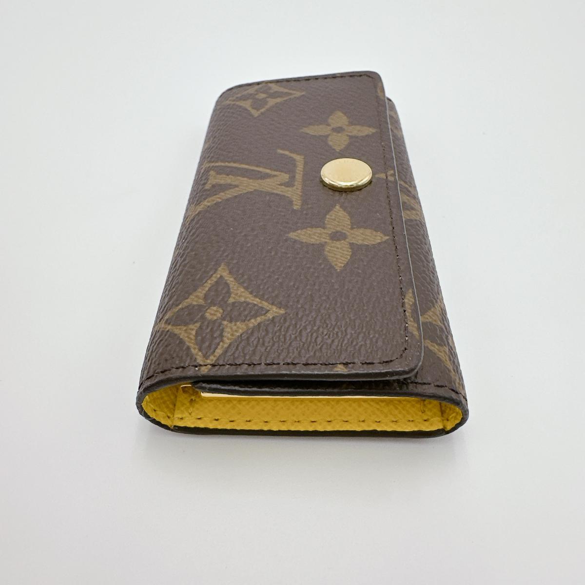 LOUIS VUITTON Key case Key holder M81938 Monogram canvas Brown Monogram Multicles4