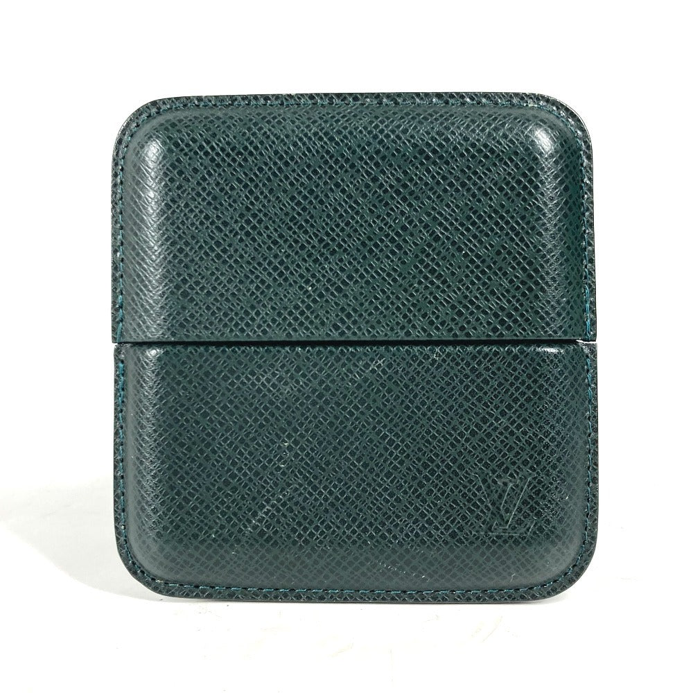 LOUIS VUITTON Cigarette case M30734 Taiga Leather green Taiga Etui 10 cigarillos