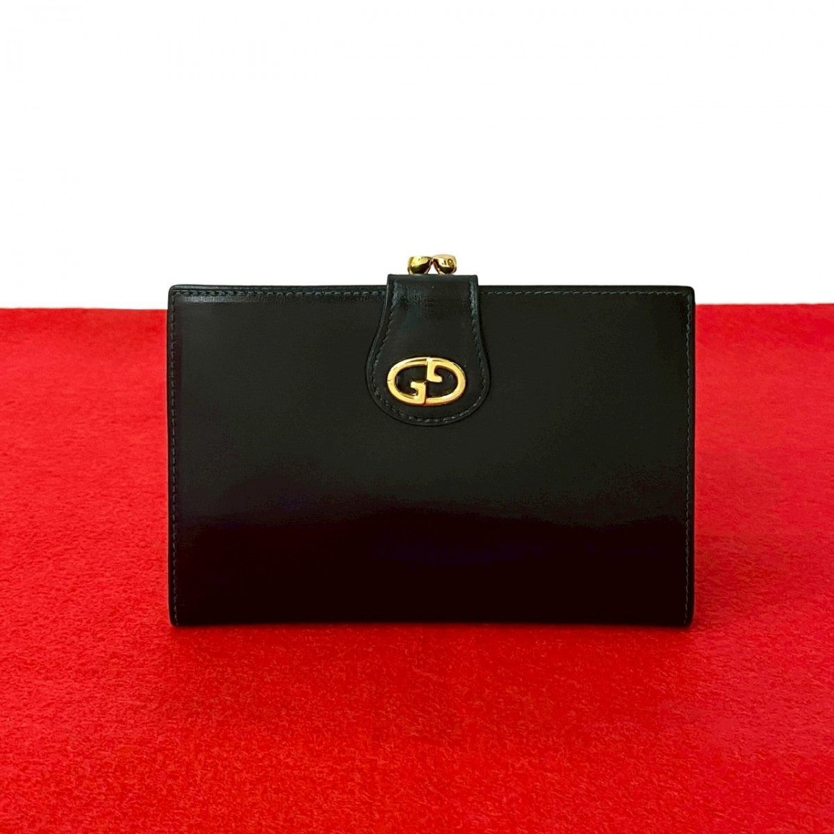 GUCCI Bifold Wallet leather black