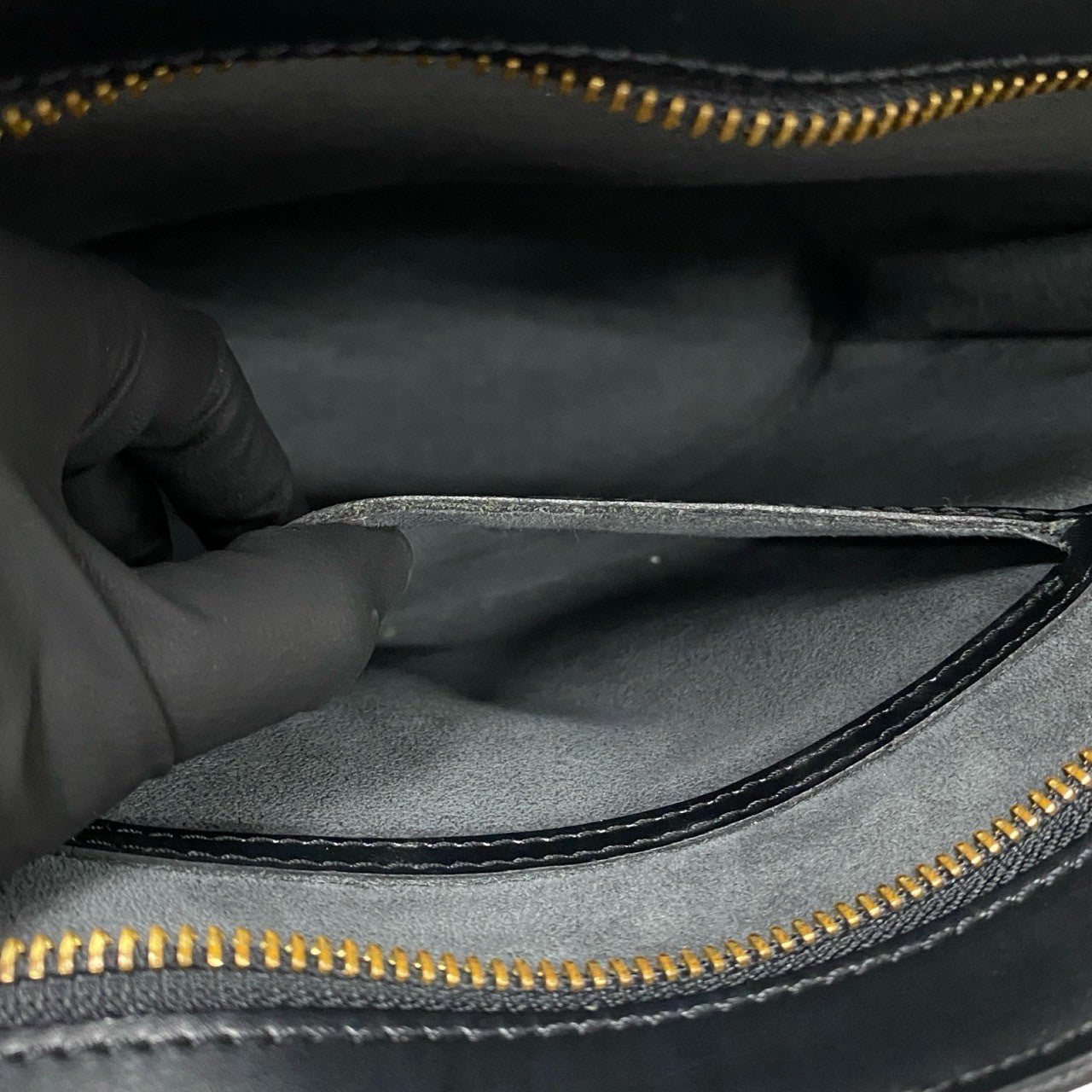 LOUIS VUITTON Shoulder Bag M52332 Epi Leather black Epi Saint Jacques Poignier Long