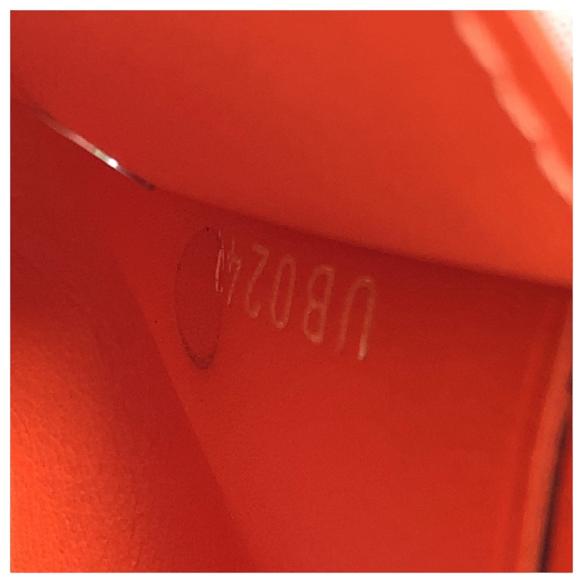 LOUIS VUITTON Tri-fold wallet M69245 leather Volcano orange Taiga Lama Monogram Discovery compact wallet