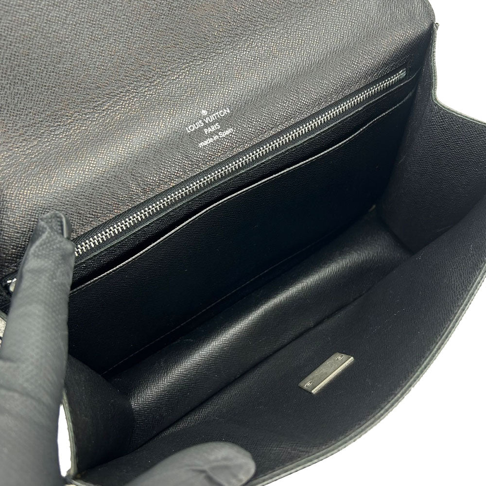 LOUIS VUITTON business bag M30782 Taiga black Selenga