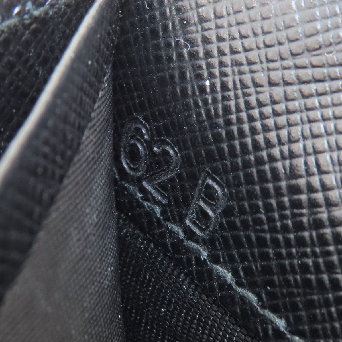 PRADA Long Wallet Purse leather black logo saffiano