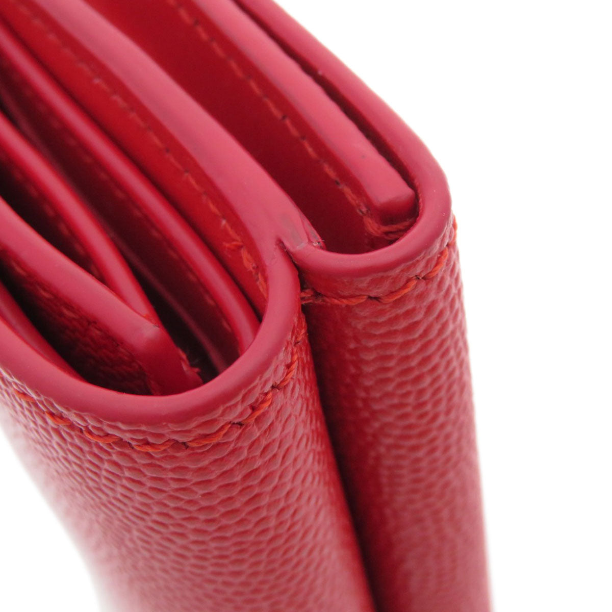 BURBERRY Bifold Wallet Calfskin Red logoMetal tri-fold
