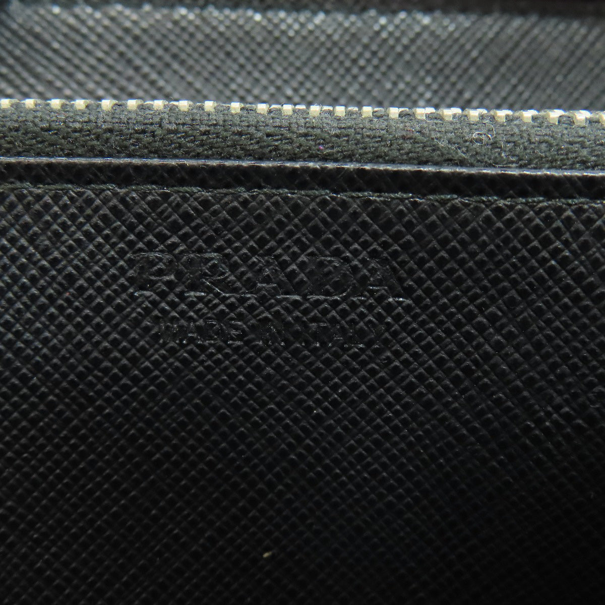 PRADA Long Wallet Purse Safiano Red logo