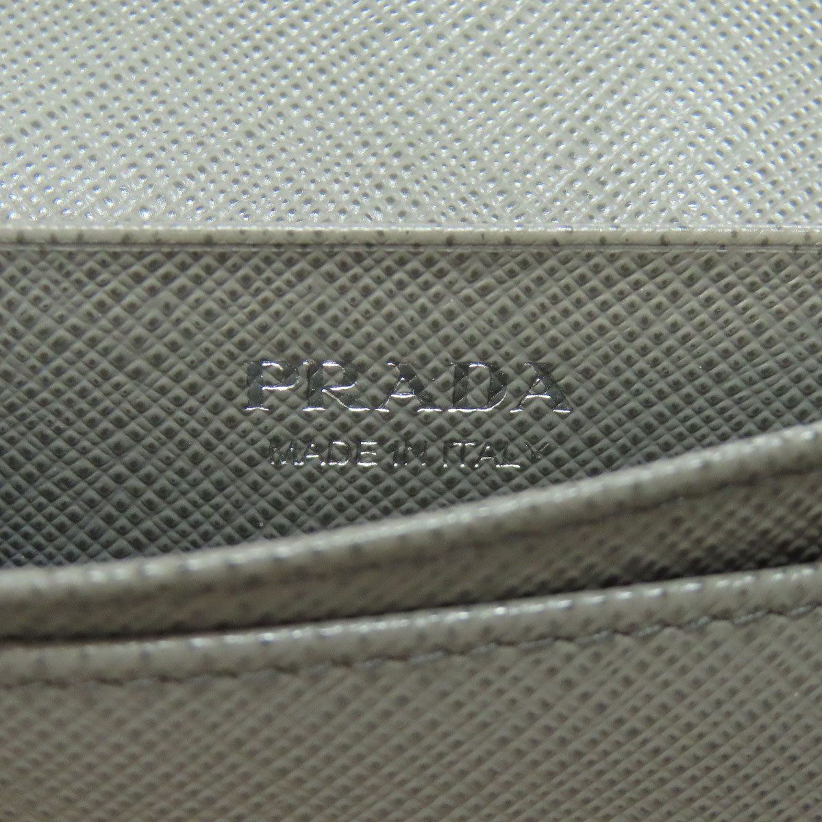 PRADA Card Case Safiano gray Fiocco