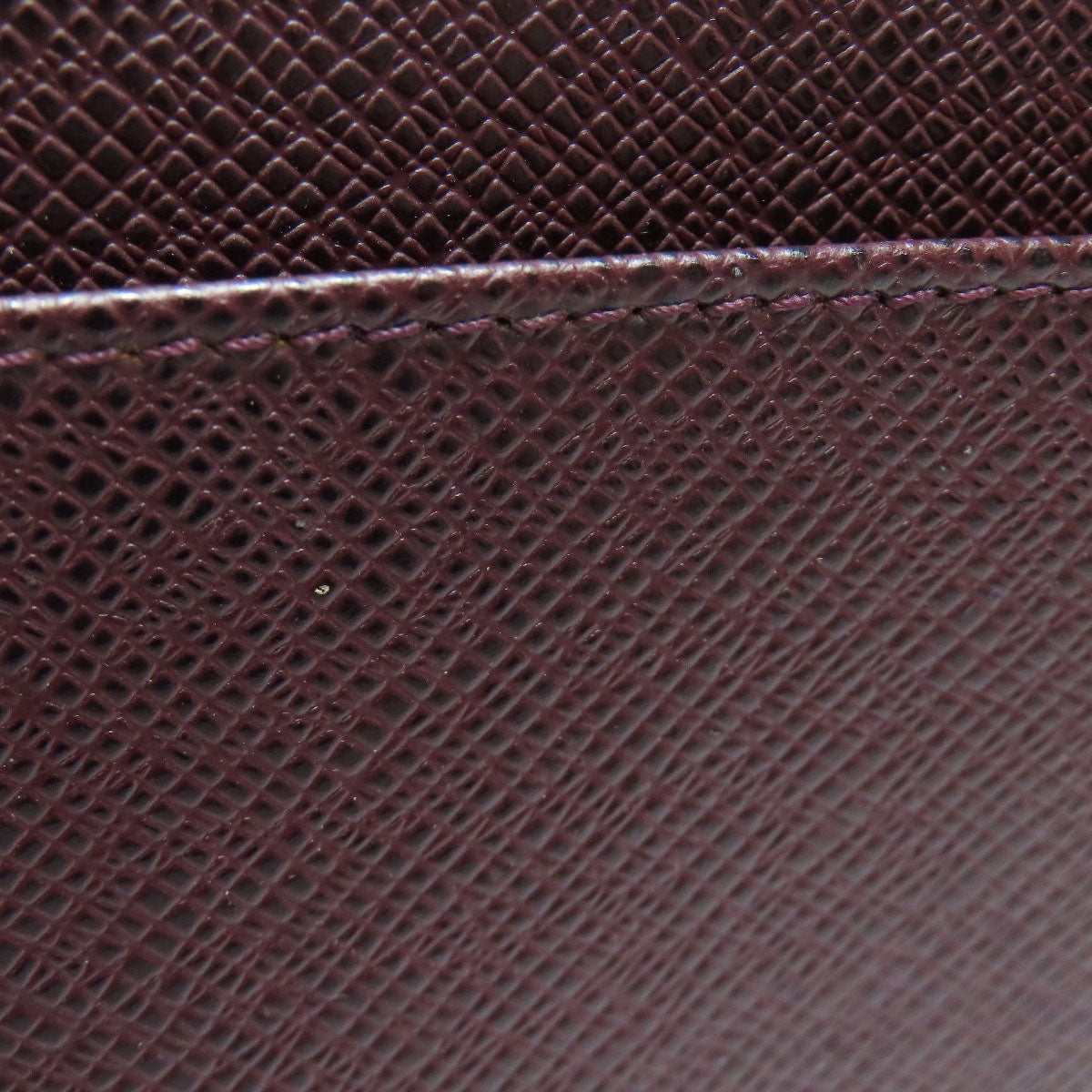 LOUIS VUITTON business bag M30186 Taiga Leather purple Baikal