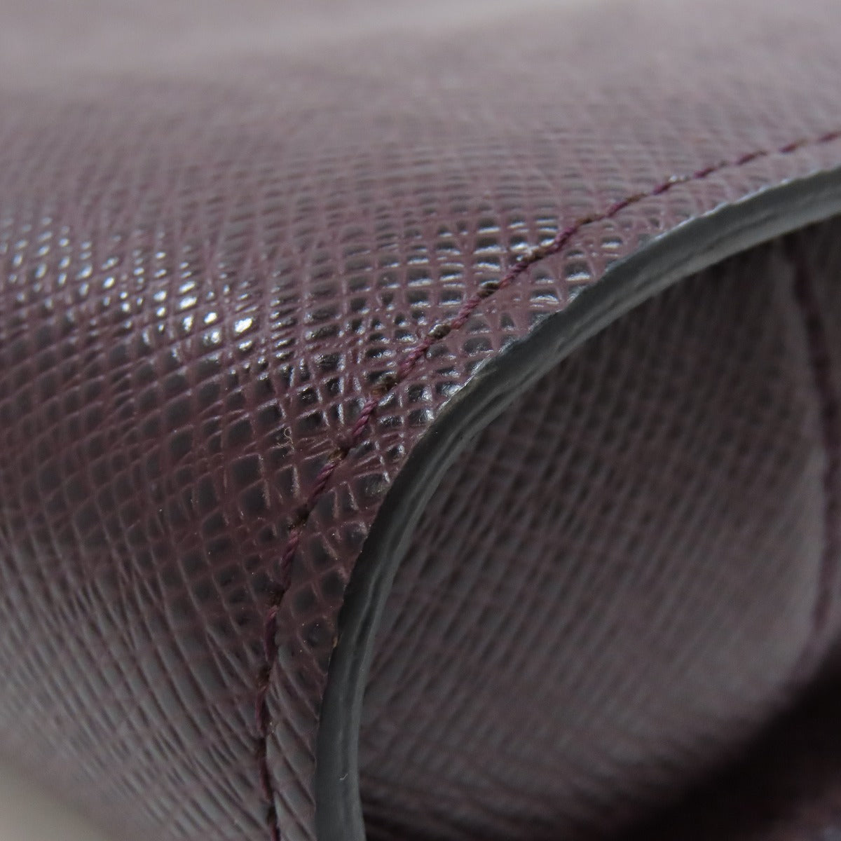 LOUIS VUITTON business bag M30186 Taiga Leather purple Baikal