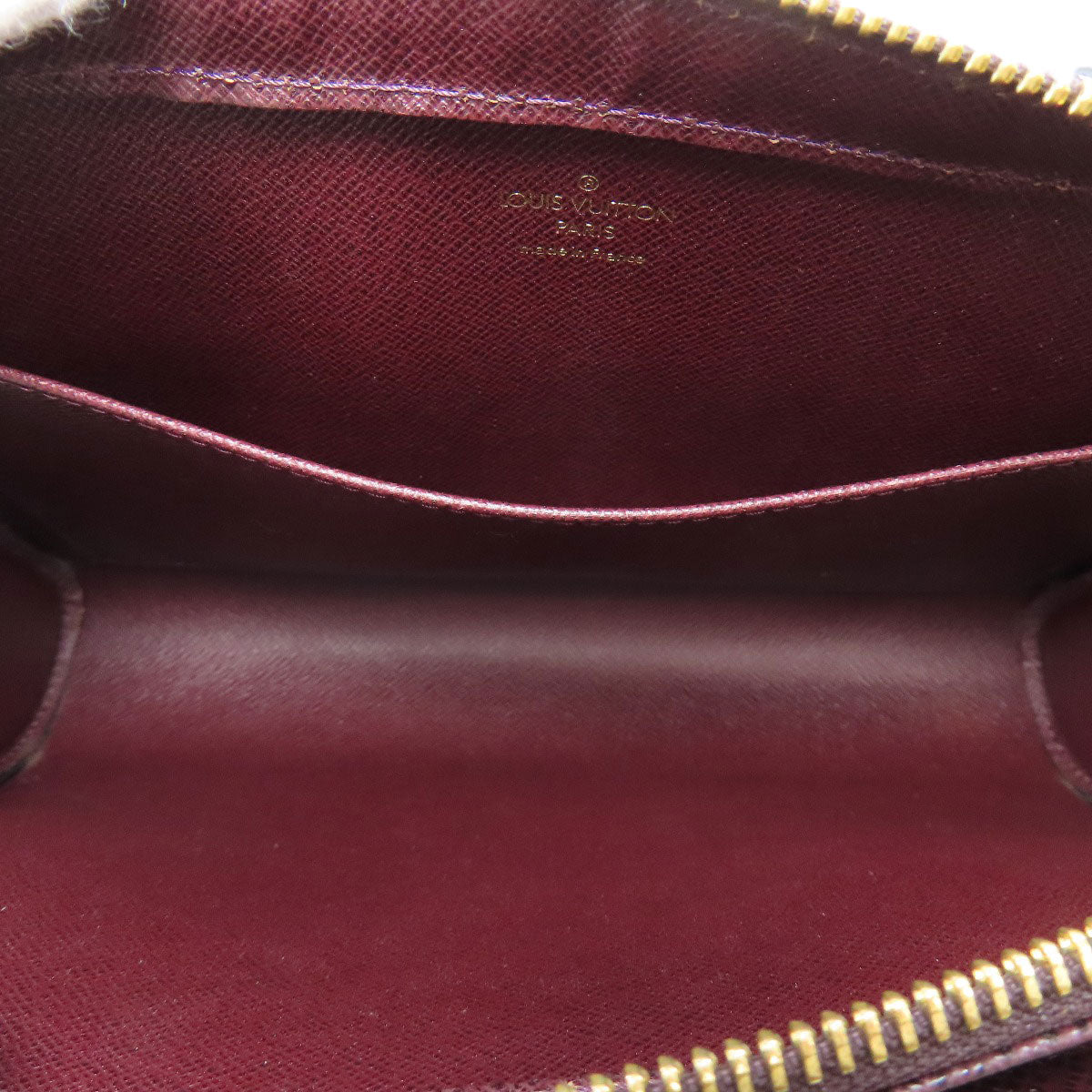 LOUIS VUITTON business bag M30186 Taiga Leather purple Baikal