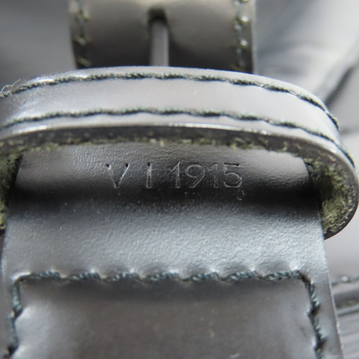 LOUIS VUITTON Shoulder Bag M80155 Epi black Sac de Paul