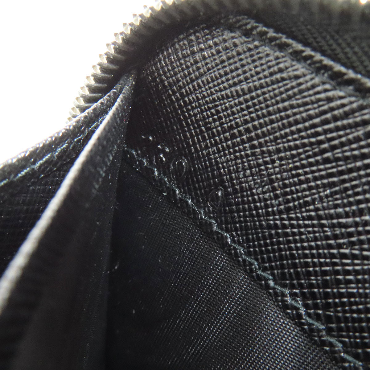 PRADA Long Wallet Purse Safiano black Zip Around
