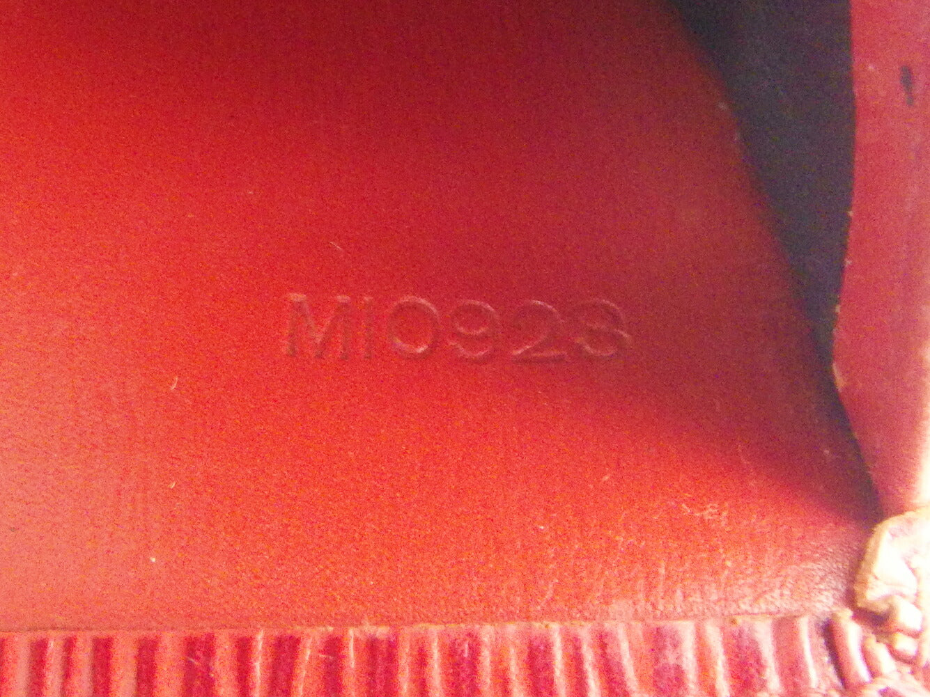 LOUIS VUITTON Bifold Wallet M63487 Red Porte Monnaie Billets Cartes Credit