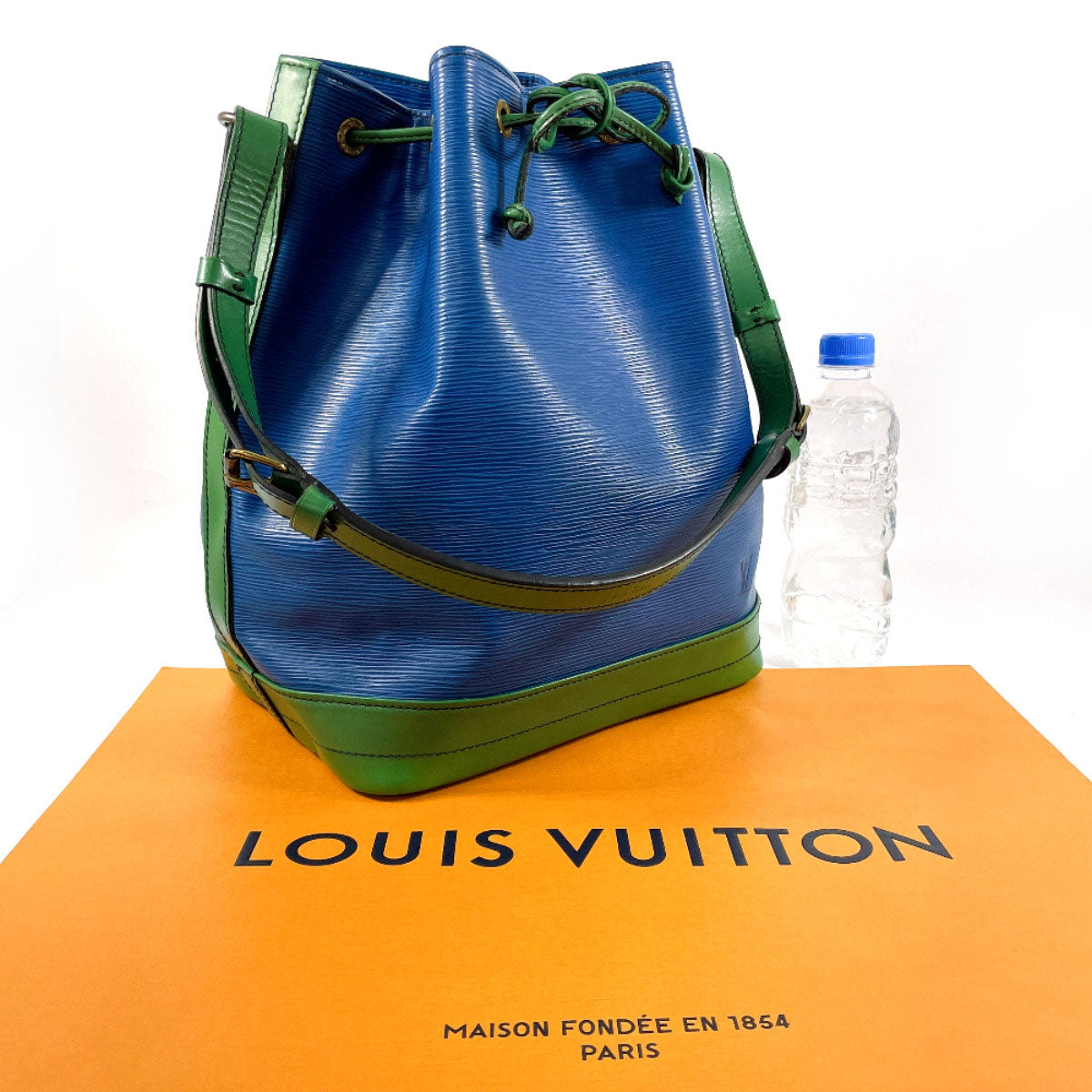 LOUIS VUITTON Shoulder Bag M44044 Epi Leather blue Noe