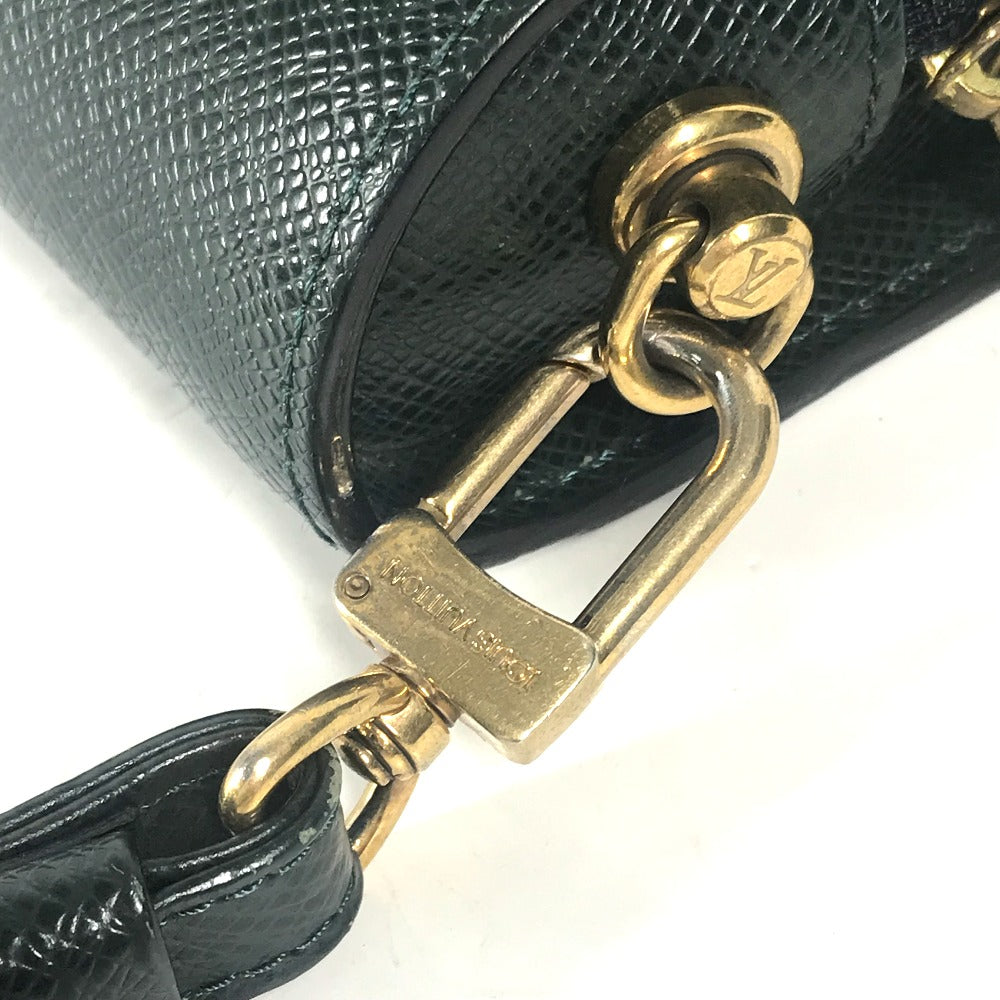 LOUIS VUITTON business bag M30184 Taiga Leather green Taiga Baikal