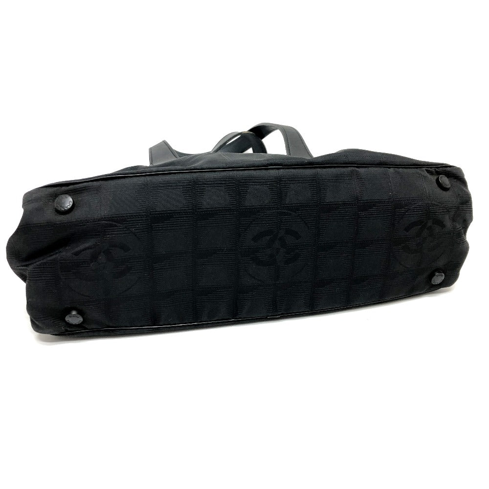 CHANEL Boston Duffel bag A15828 Leather / nylon black New travel line