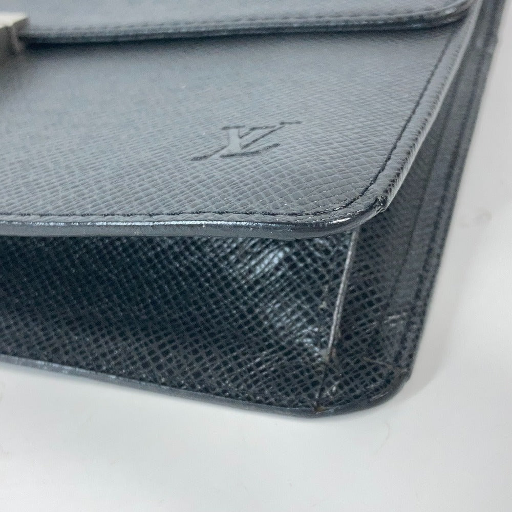 LOUIS VUITTON business bag M30782 Taiga Leather black Taiga Selenga mens Used Authentic