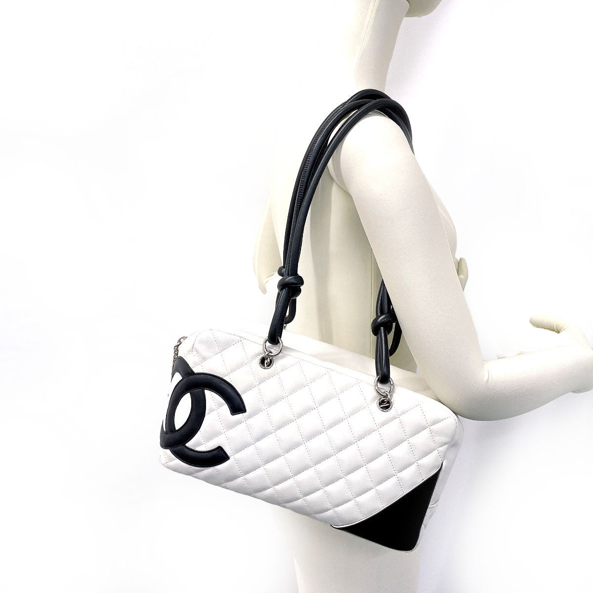 CHANEL Shoulder Bag A25171 lambskin white Cambon line Bowling bag