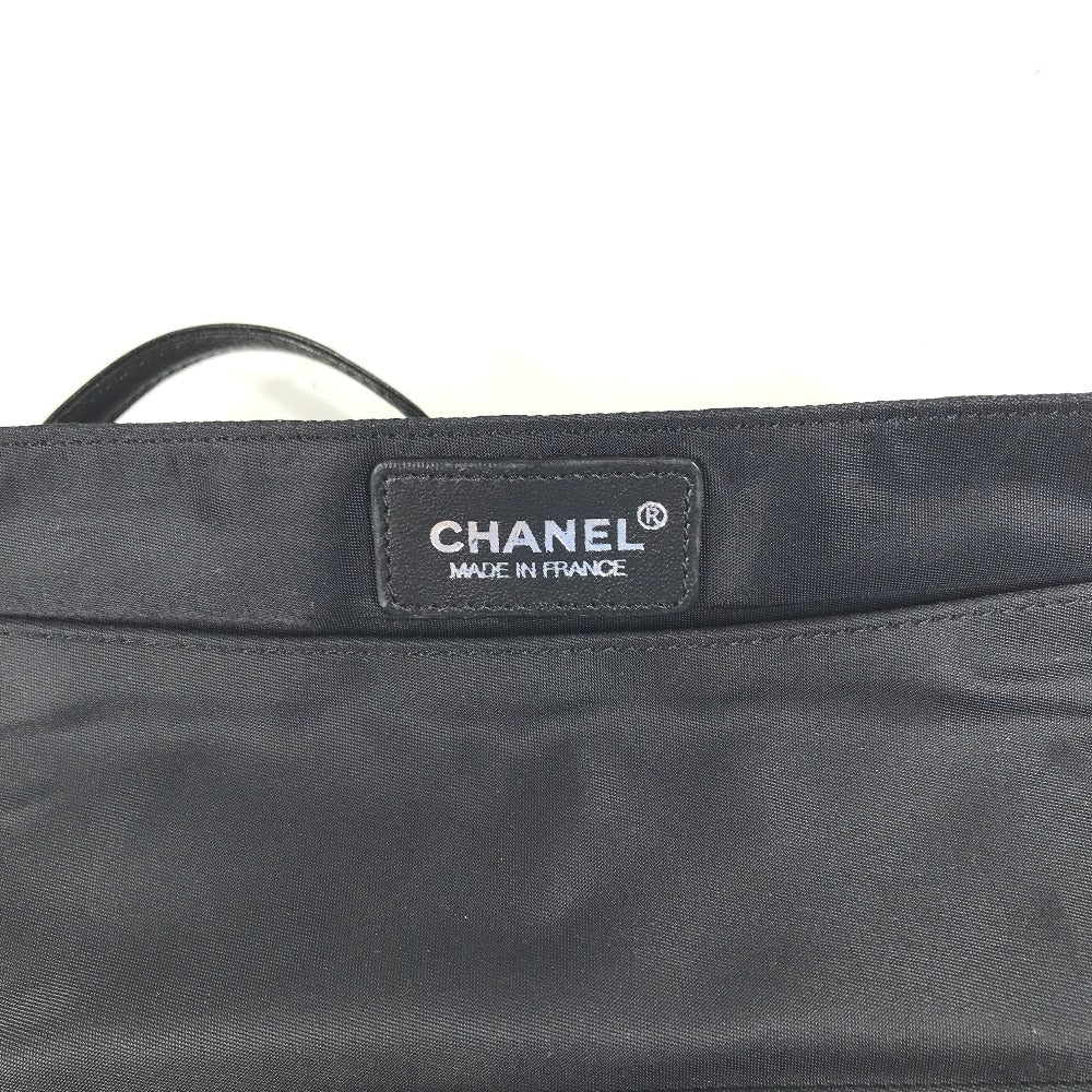 CHANEL Accessory case Nylon black New travel line Jewelry Case for Women