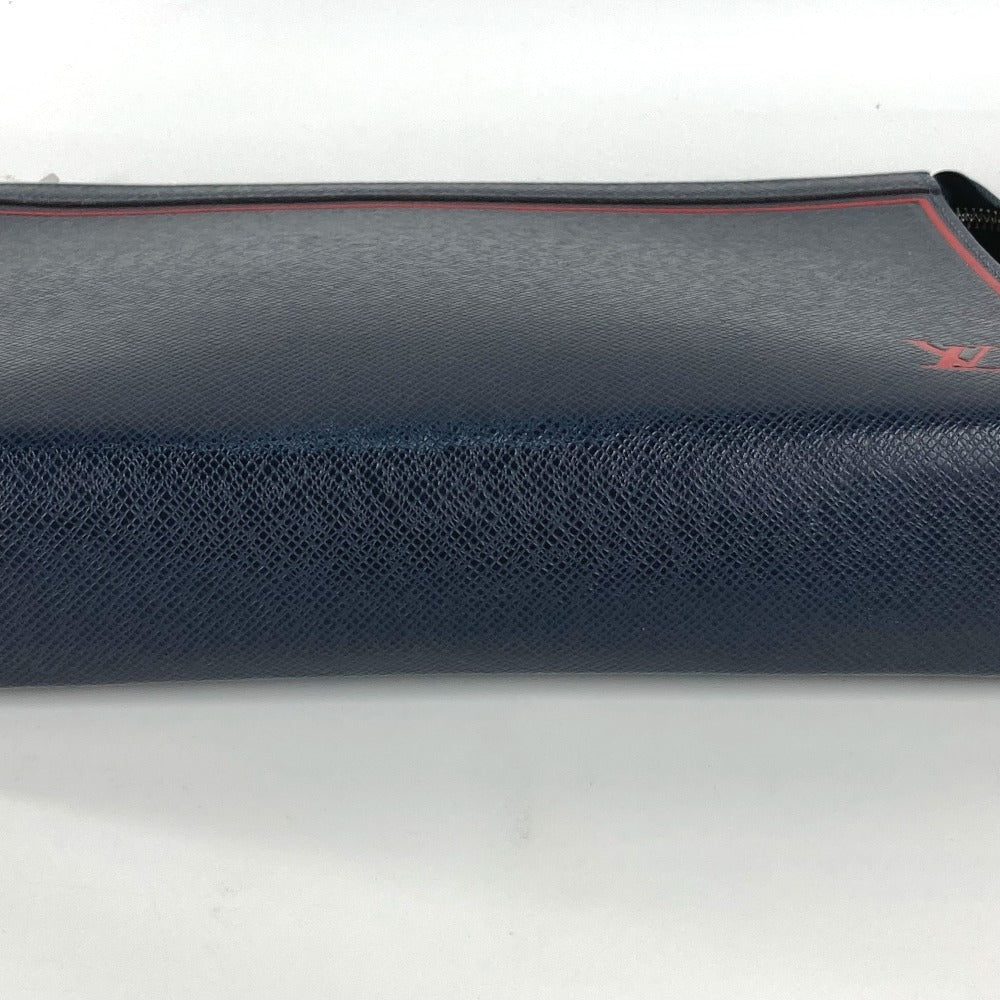 LOUIS VUITTON business bag Taiga Leather Navy Taiga Pochette Voyage