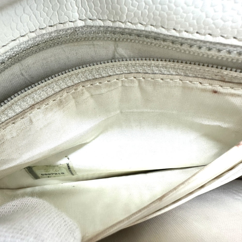 CHANEL Folded wallet Caviar skin white COCO Mark