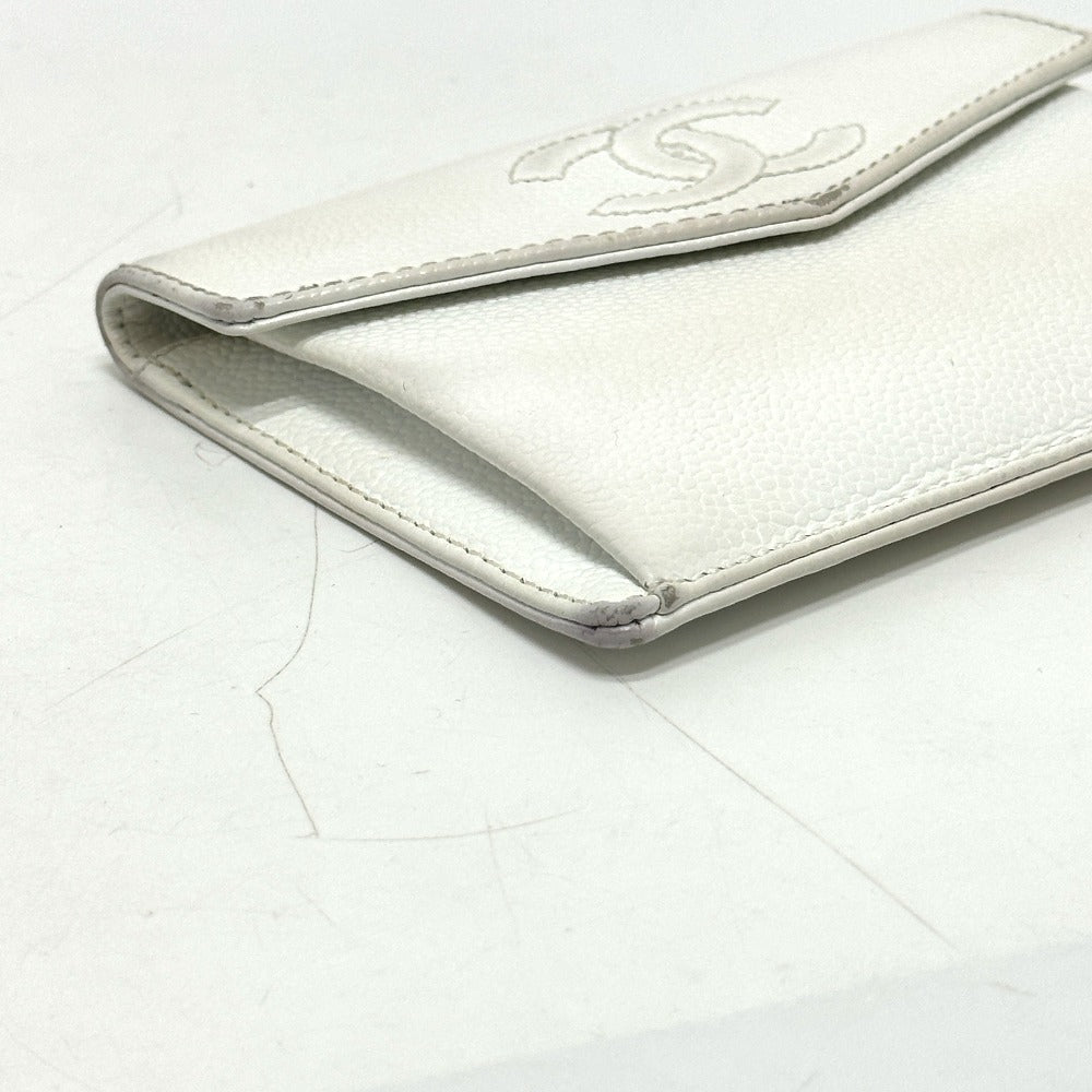 CHANEL Folded wallet Caviar skin white COCO Mark