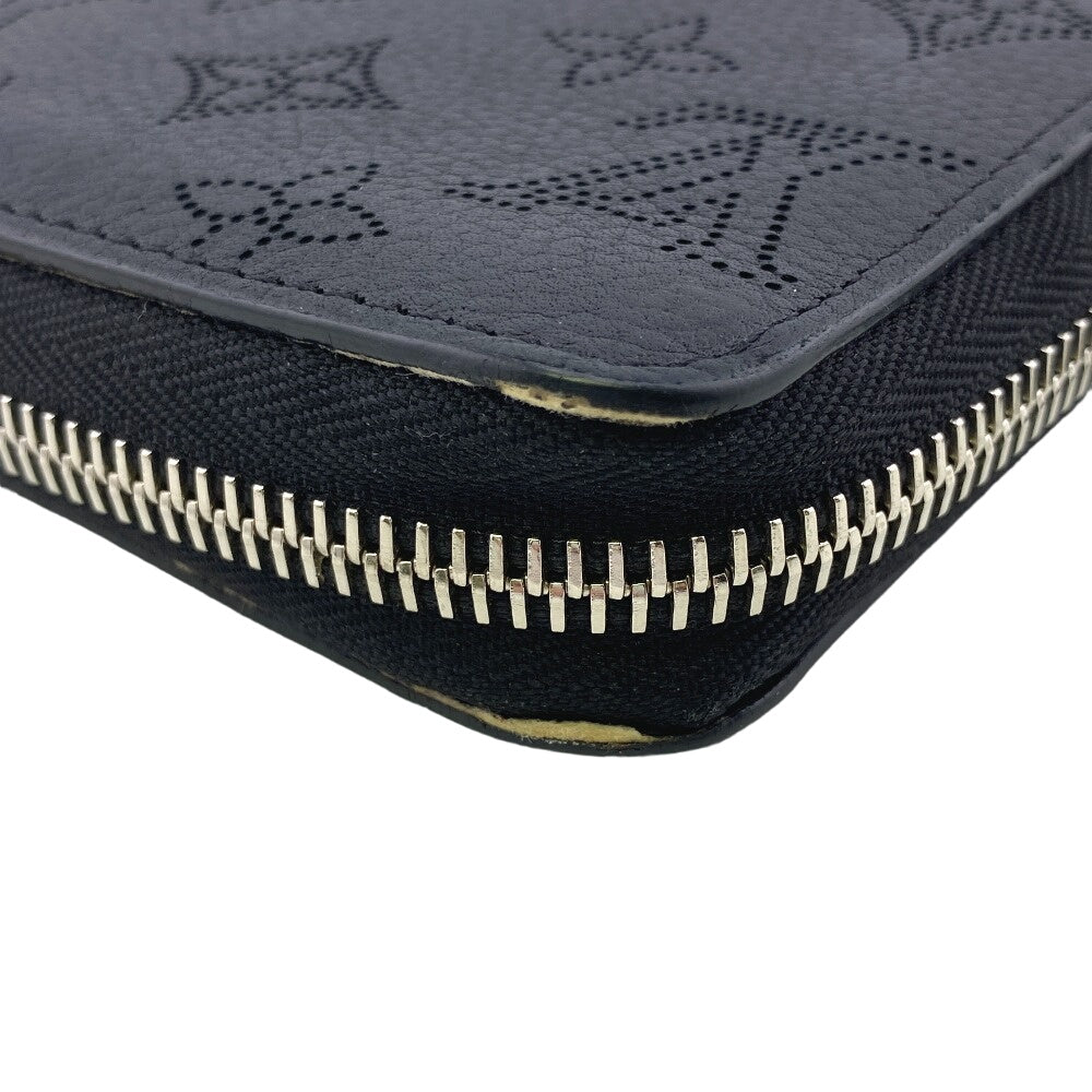 LOUIS VUITTON Long Wallet Purse M61867 Calfskin black Calf Black Mahina Zippy wallet
