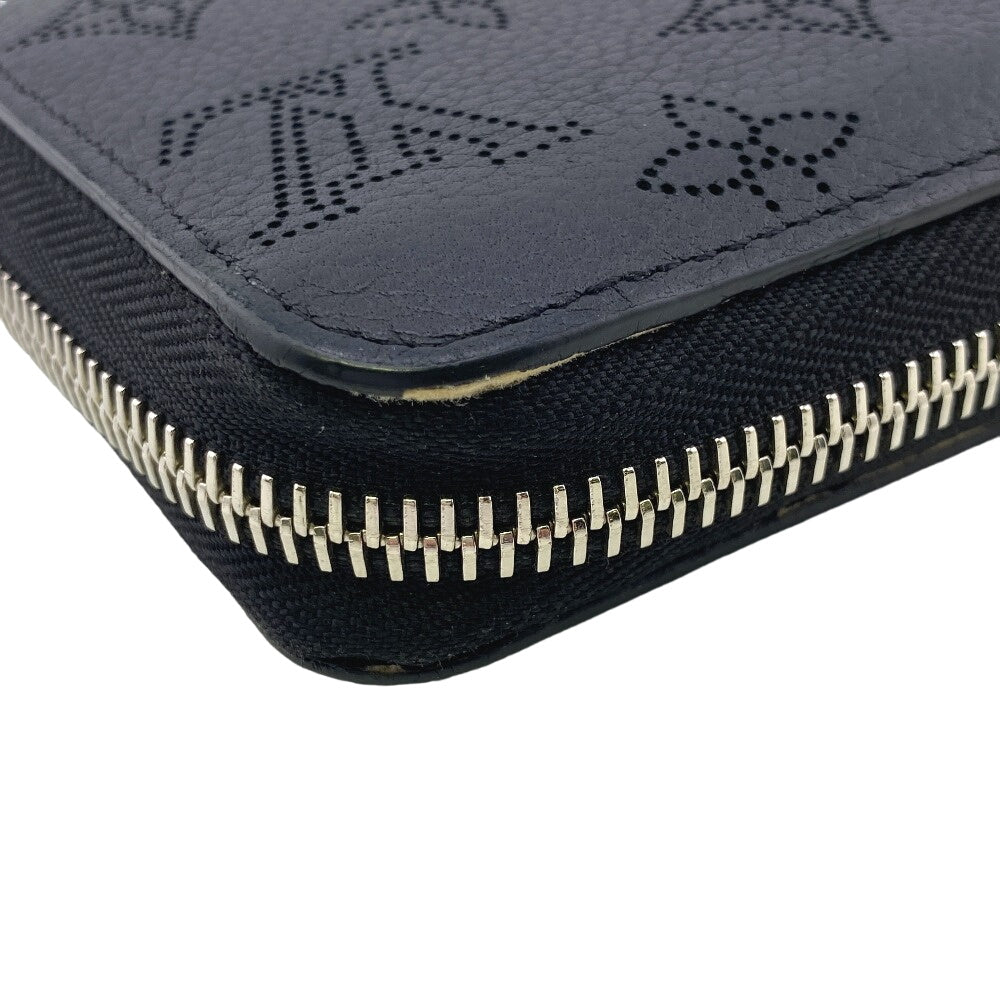 LOUIS VUITTON Long Wallet Purse M61867 Calfskin black Calf Black Mahina Zippy wallet