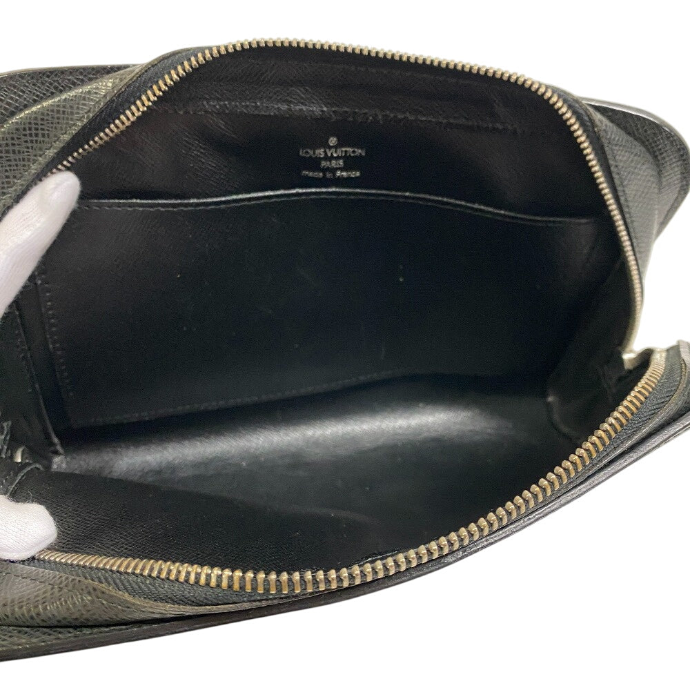 LOUIS VUITTON business bag M30182 Taiga black Taiga Baikal