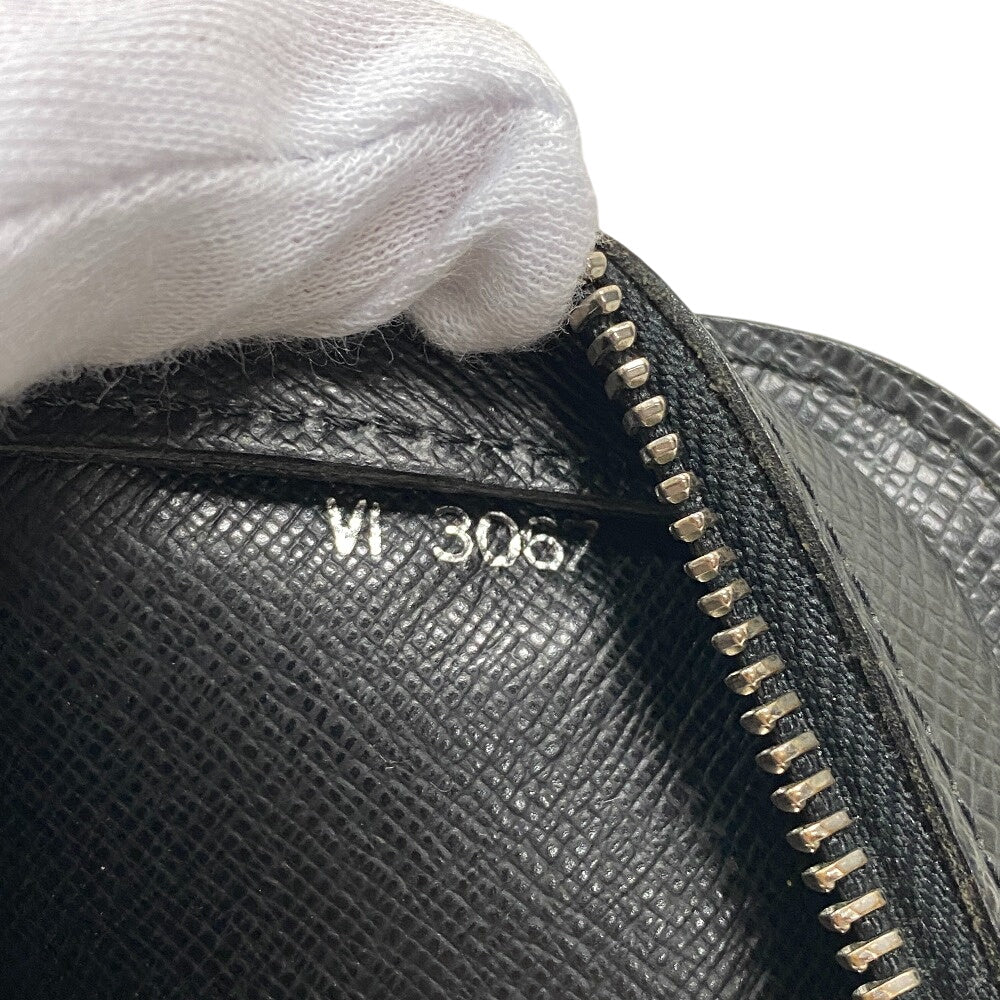 LOUIS VUITTON business bag M30182 Taiga black Taiga Baikal