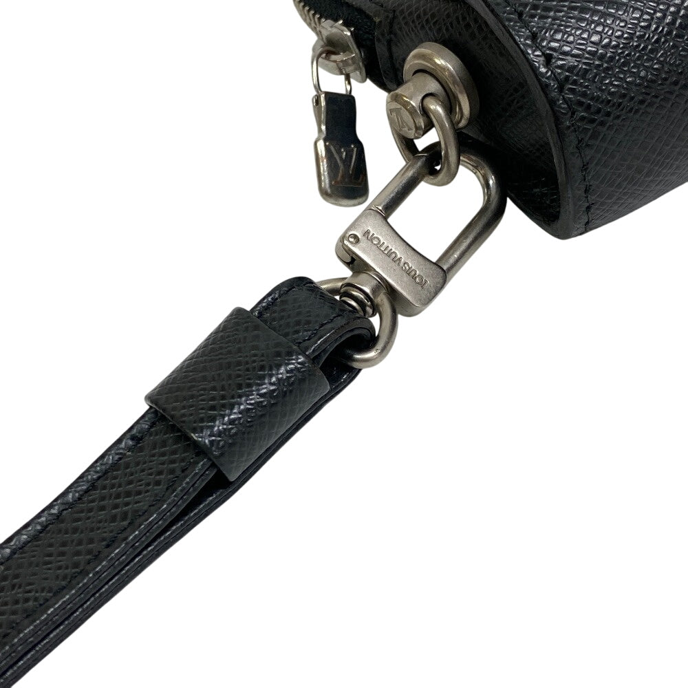 LOUIS VUITTON business bag M30182 Taiga black Taiga Baikal