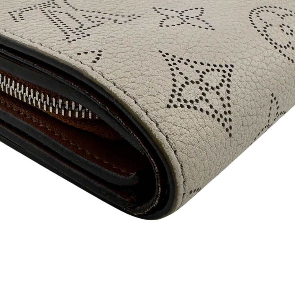 LOUIS VUITTON Bifold Wallet M68671 leather beige Mahina Portefeuille Iris Compact