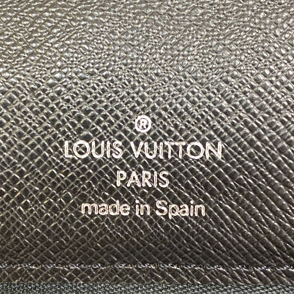 LOUIS VUITTON Clutch bag M30782 Taiga black Taiga Selenga