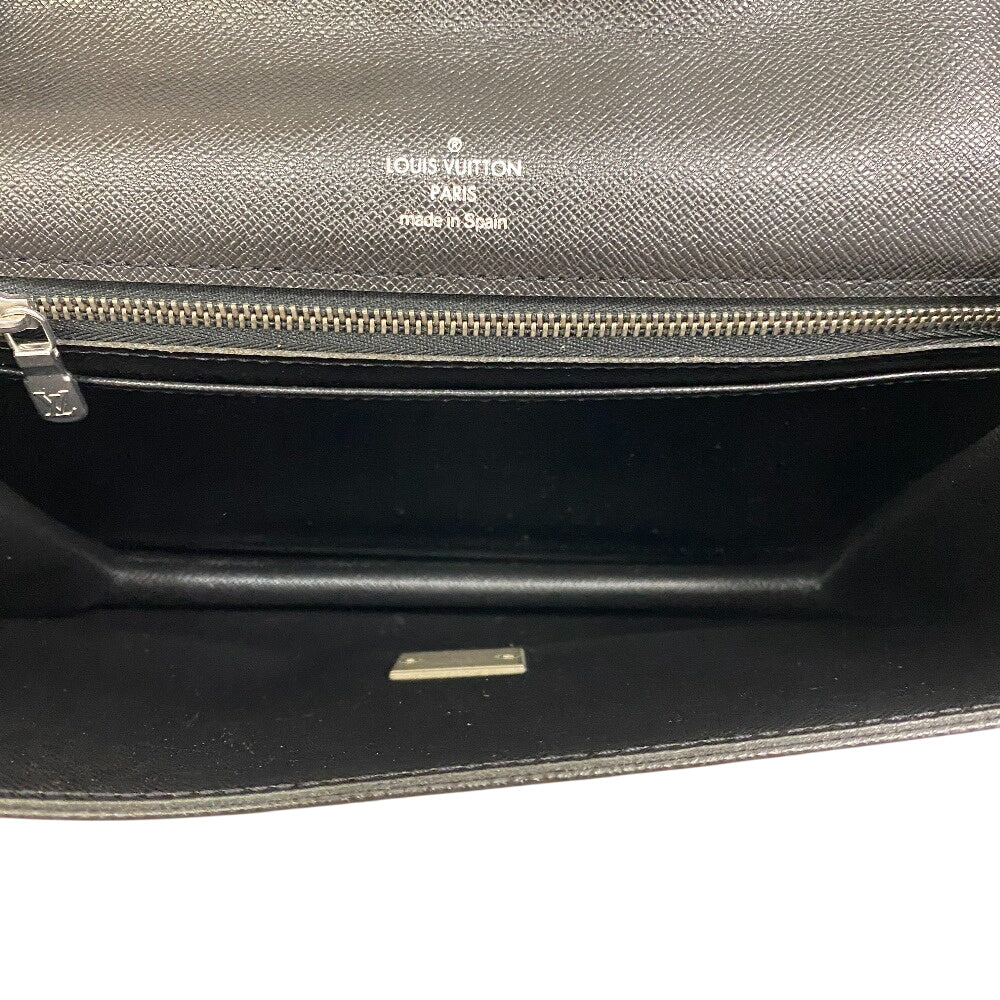 LOUIS VUITTON Clutch bag M30782 Taiga black Taiga Selenga