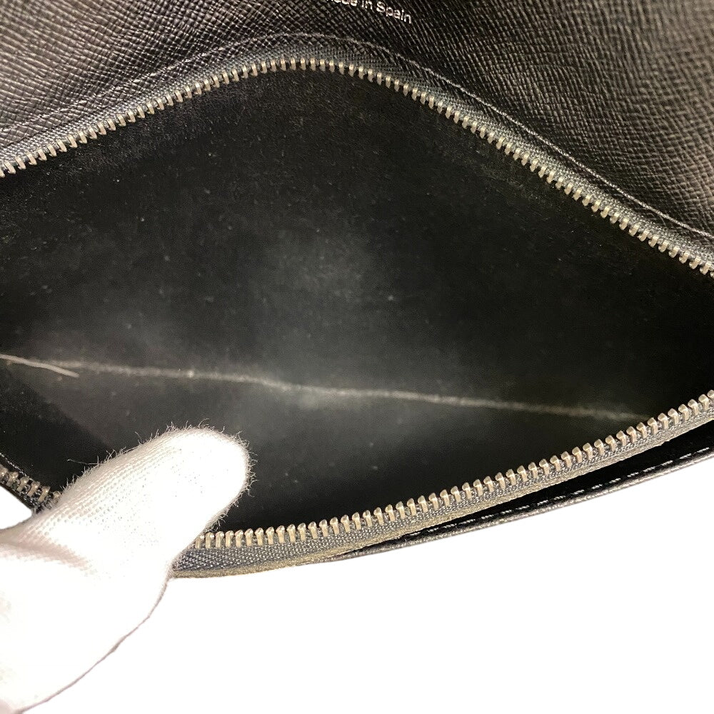 LOUIS VUITTON Clutch bag M30782 Taiga black Taiga Selenga