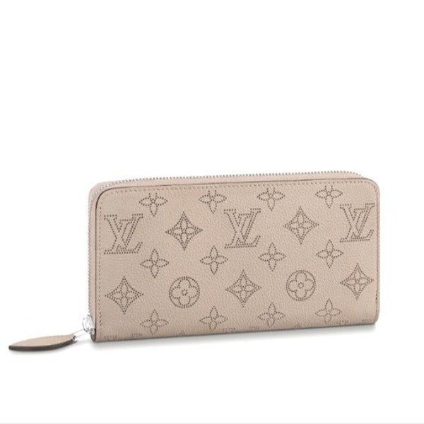 LOUIS VUITTON Long Wallet Purse M69821 Monogram Mahina Galle Zip Around Monogram Mahina Zippy wallet unisex(Unisex) Used Authentic