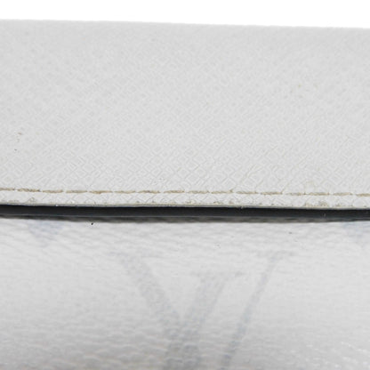 LOUIS VUITTON Tri-fold wallet M67621 Taiga leather x monogram canvas x smooth leather Antarctica Taiga Lama Monogram Discovery compact wallet