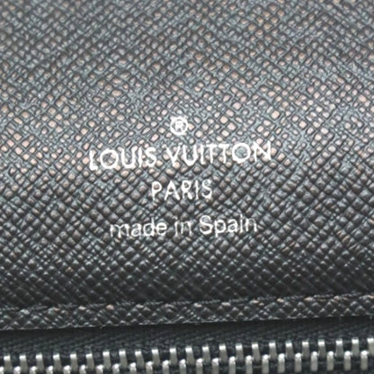 LOUIS VUITTON Clutch bag M30782 Taiga black Taiga Selenga
