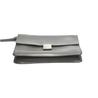 LOUIS VUITTON Clutch bag M30782 Taiga black Taiga Selenga