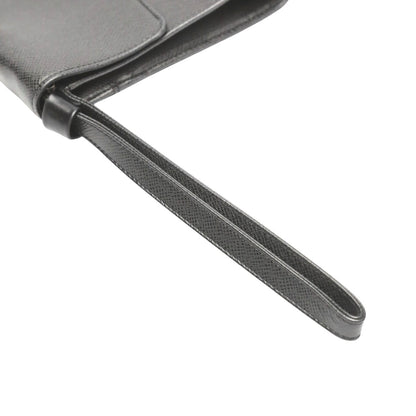 LOUIS VUITTON Clutch bag M30782 Taiga black Taiga Selenga