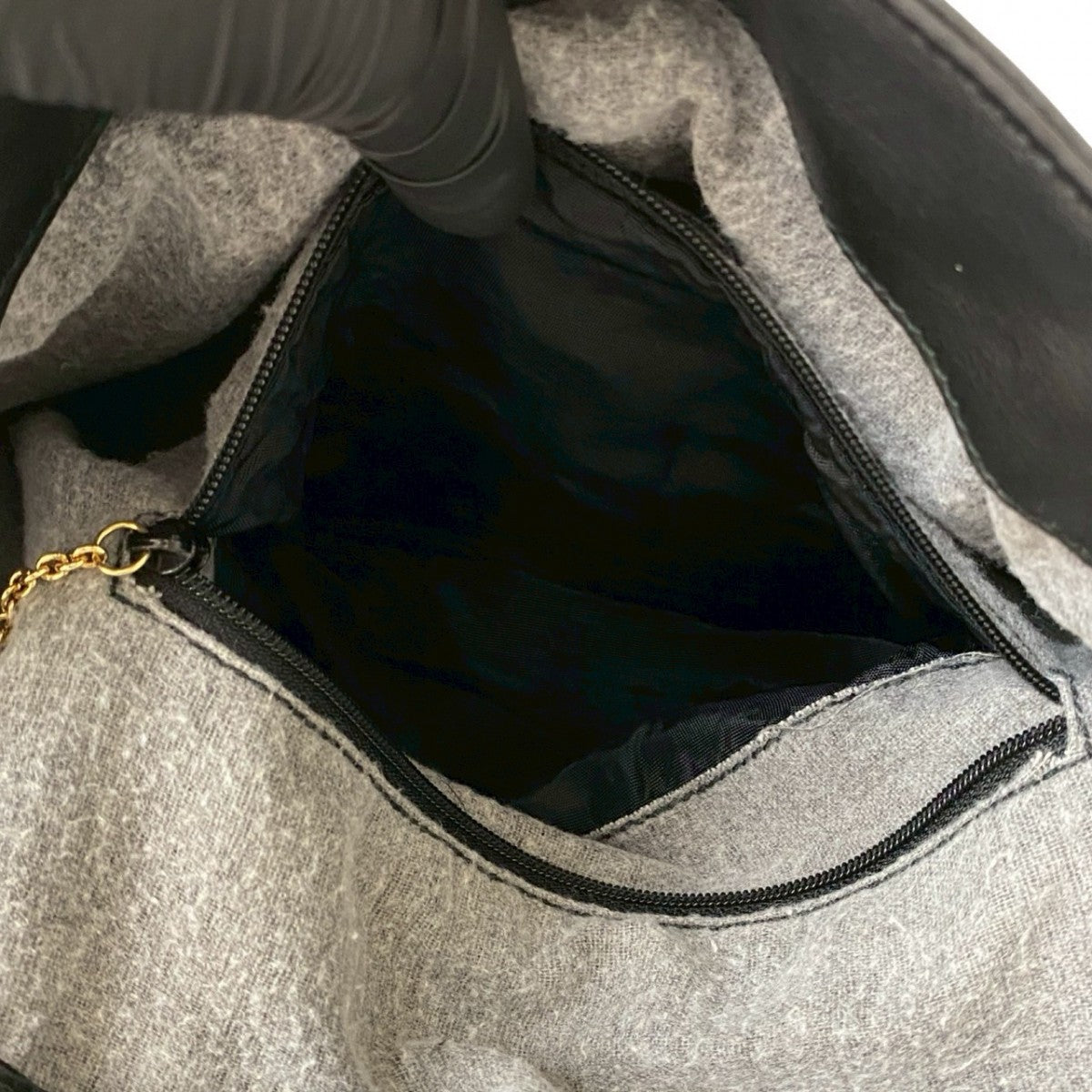 GUCCI Shoulder Bag leather black