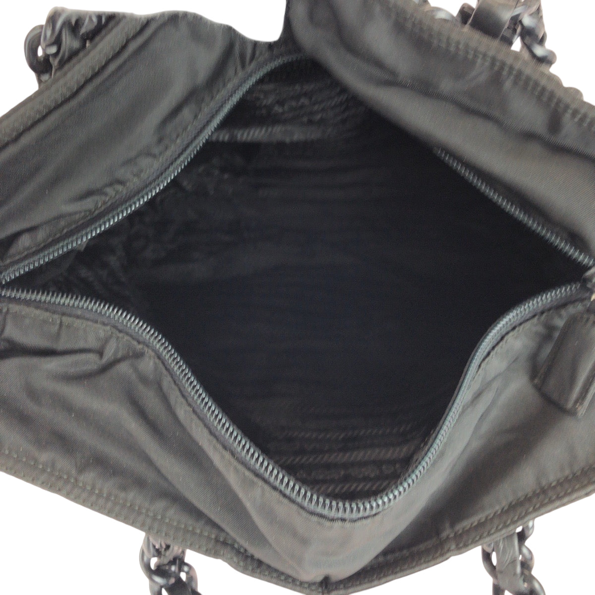 PRADA Tote Bag B7404 Nylon Black SilverMetal Test Triangle With logo Plastic Chain
