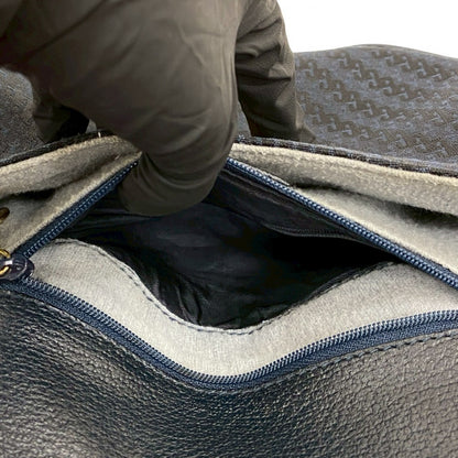 GUCCI Shoulder Bag leather Navy