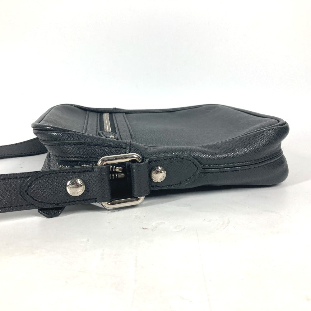 LOUIS VUITTON Shoulder Bag M32462 Taiga Leather black Taiga Dimitri