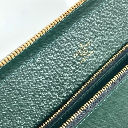 LOUIS VUITTON Business bag M30064 Taiga Leather green Taiga Baltic