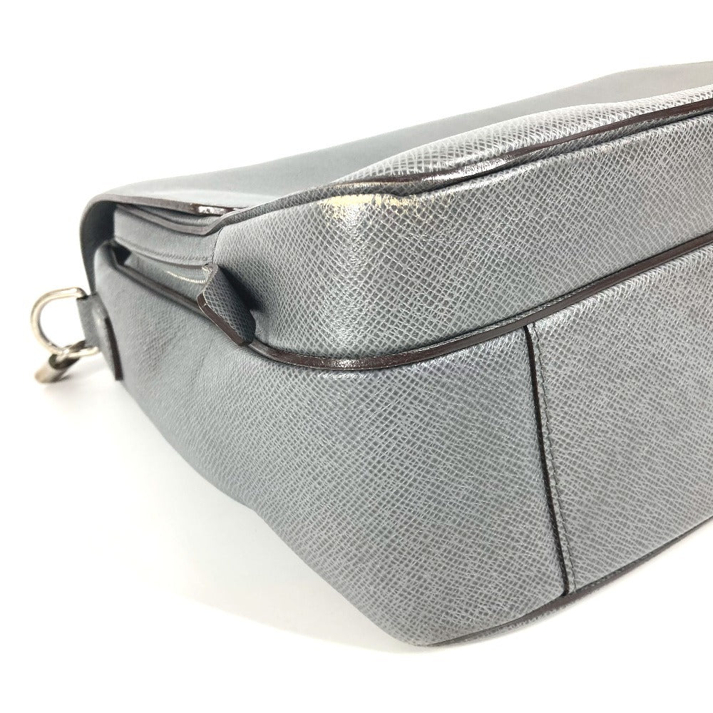 LOUIS VUITTON Business bag Ｍ32638 Taiga Leather gray Taiga Vasiri GM