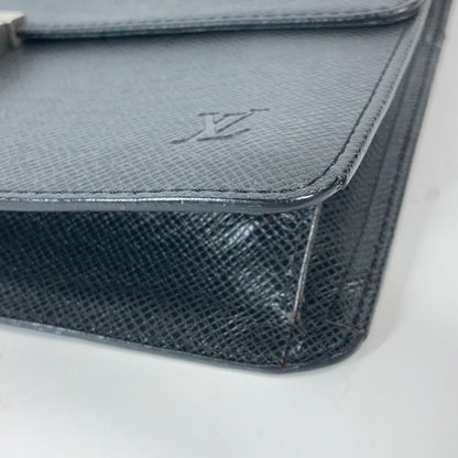 LOUIS VUITTON business bag  M30782 Taiga Leather black Taiga Selenga